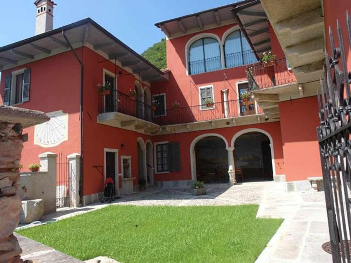 Domus Cusiana Complesso Vista Lago E Piscina Miasino Eksteriør billede